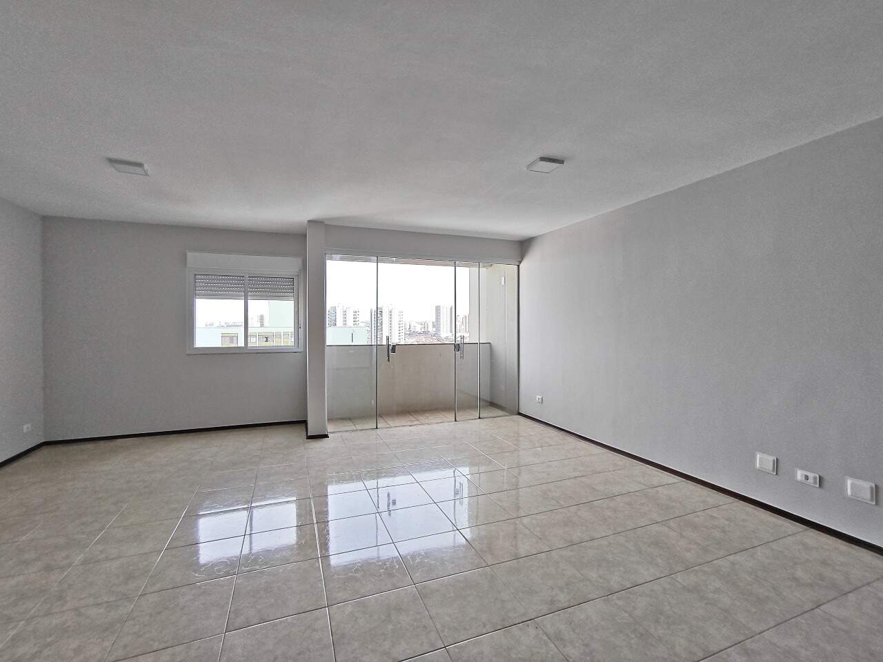 Apartamento Duplex | Edifício Valença | 4 quartos | à venda | Centro | Londrina: Sala