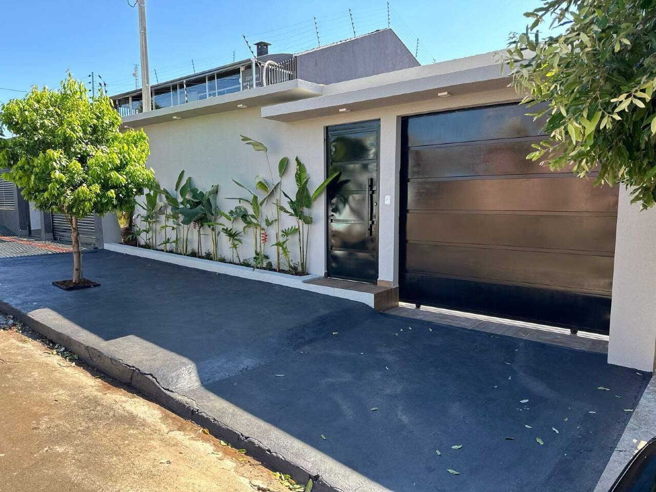 Casa |  | 3 quartos | para aluguel | Conjunto Semiramis Barros Braga | Londrina: 