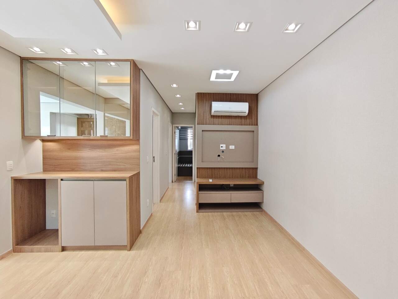Apartamento |  | 3 quartos | à venda | Centro | Londrina: 