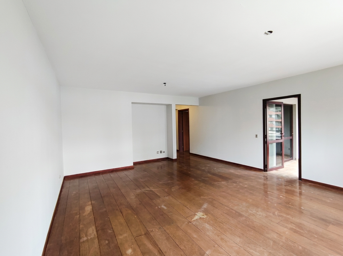 Apartamento | Condominio Edificio Mediterraneo | 5 quartos | à venda | Centro | Londrina: 