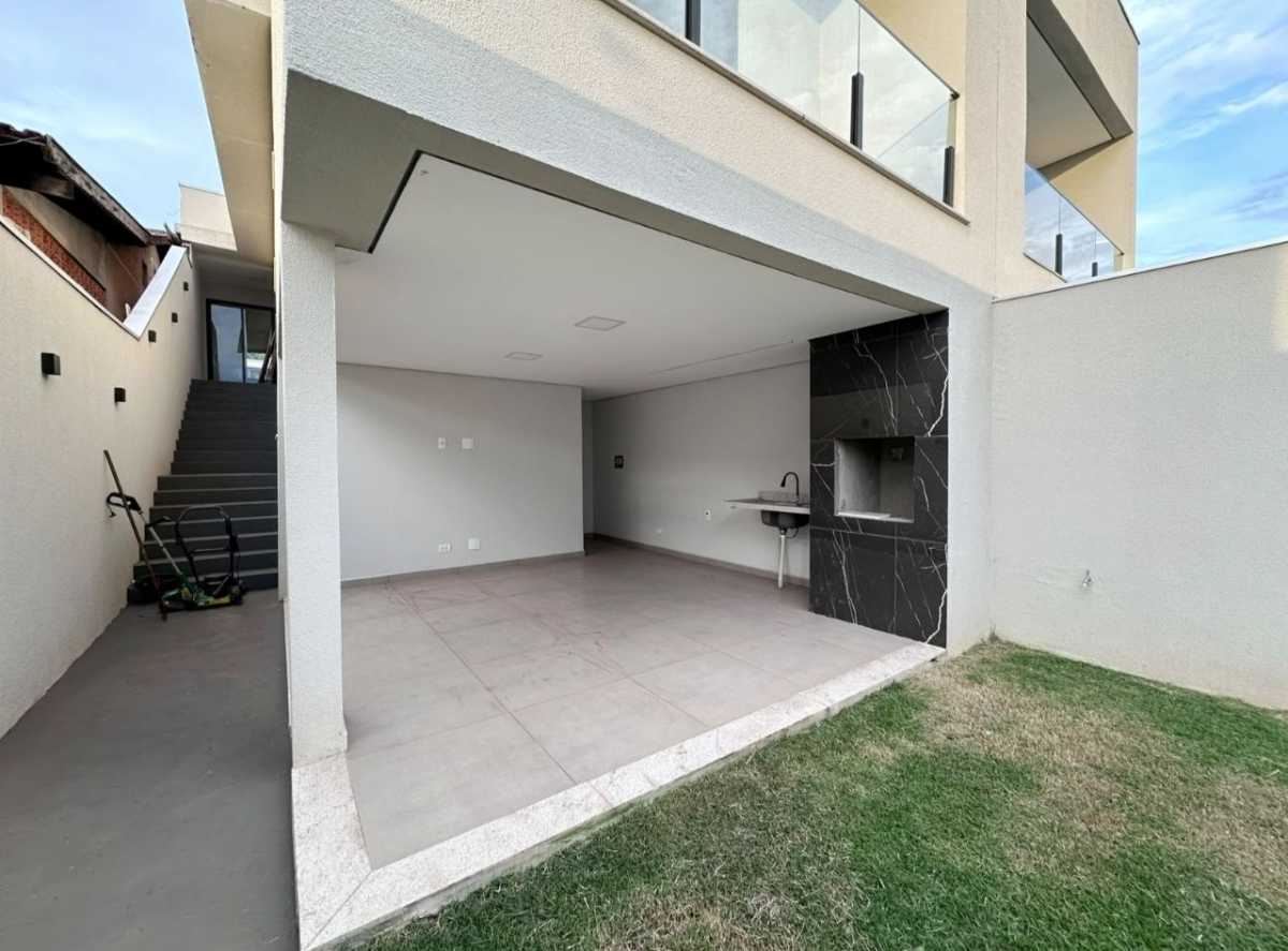 Casa |  | 3 quartos | à venda | Sabará III | Londrina: 