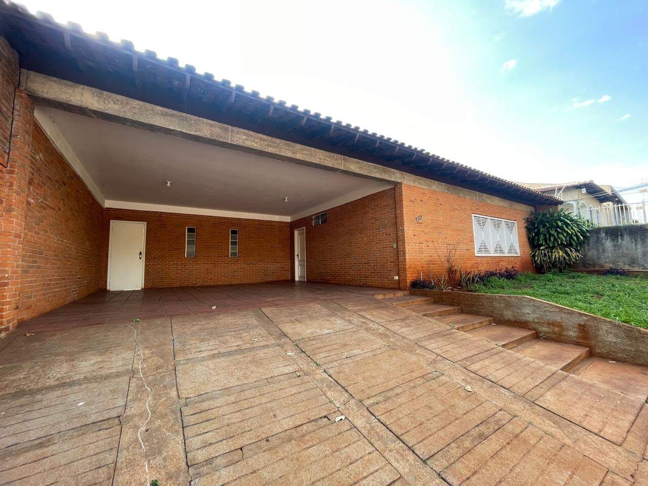 Casa |  | 3 quartos | à venda | Lago Parque | Londrina: 