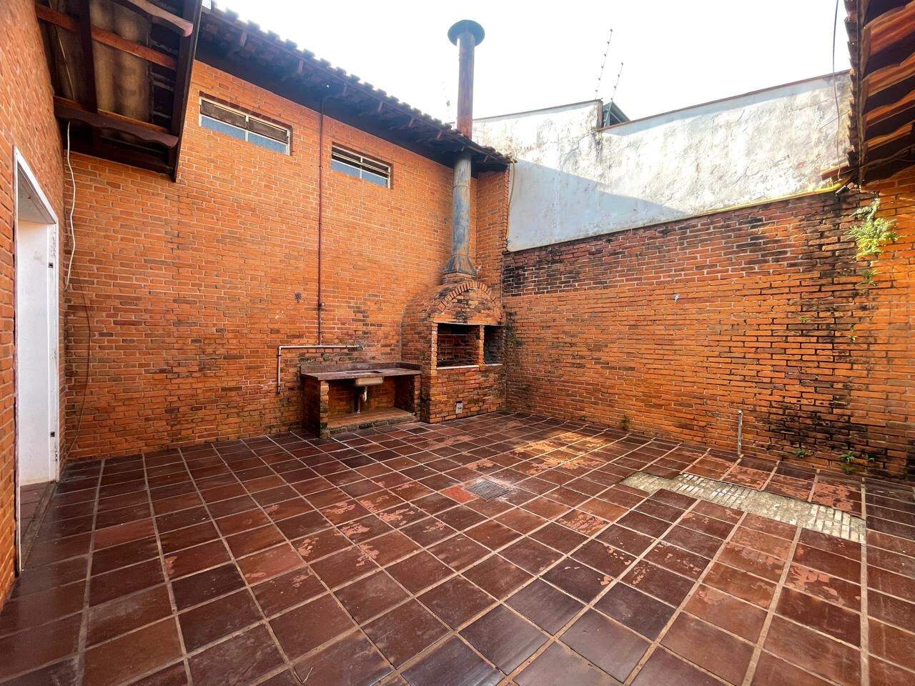 Casa |  | 3 quartos | à venda | Lago Parque | Londrina: 