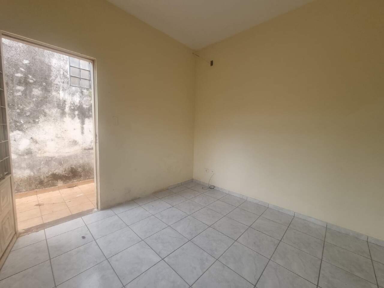 Casa |  | 2 quartos | para aluguel | Vila Ziober | Londrina: 