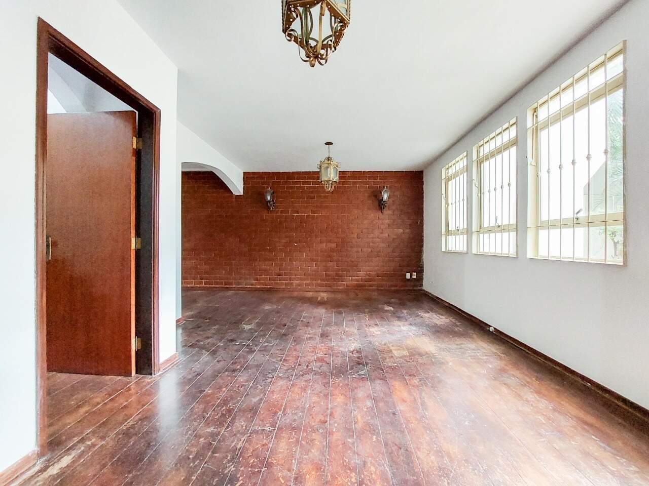 Casa |  | 4 quartos | à venda | Quebec | Londrina: 