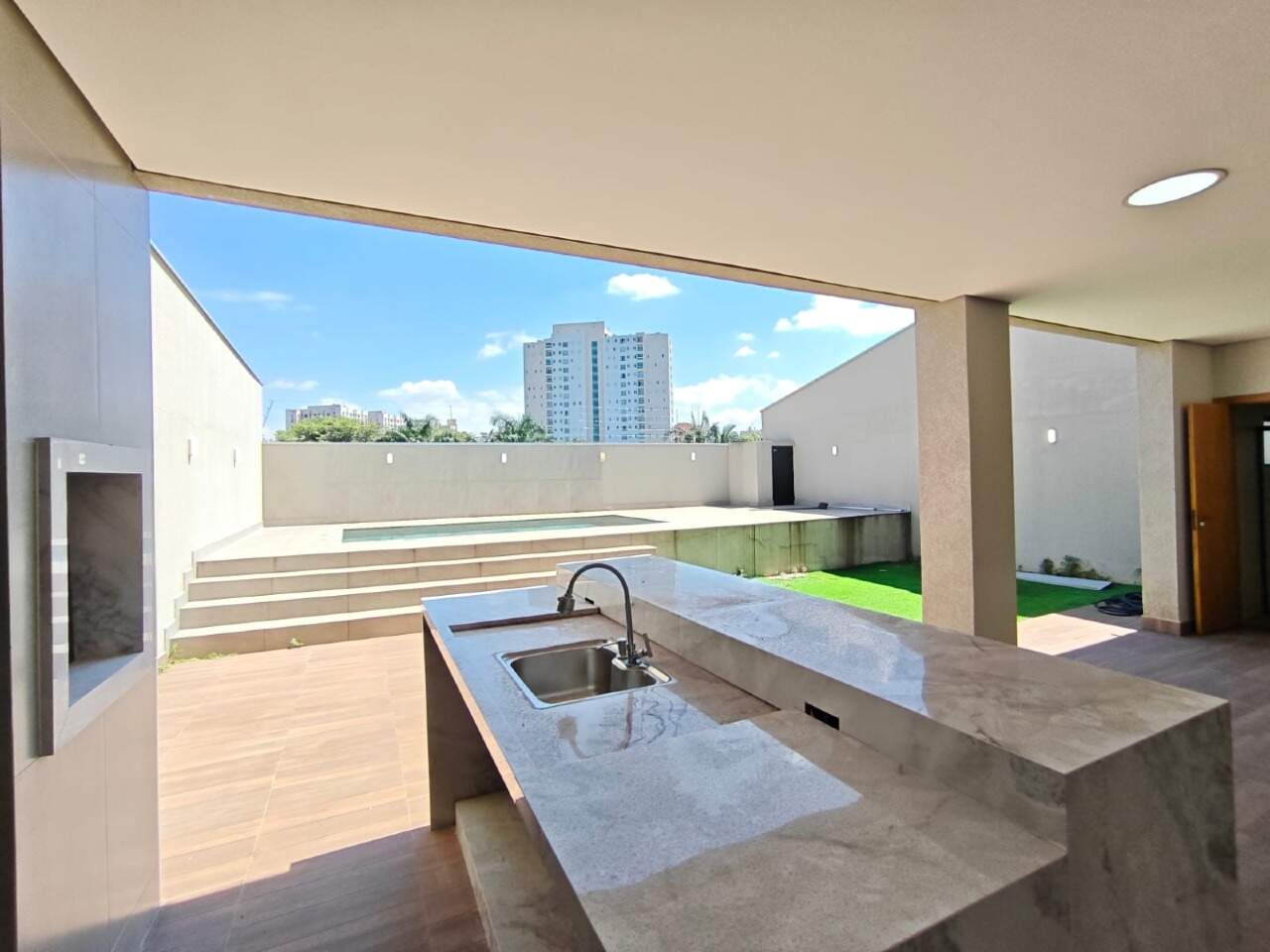 Casa |  | 3 quartos | à venda | Caravelle | Londrina: 