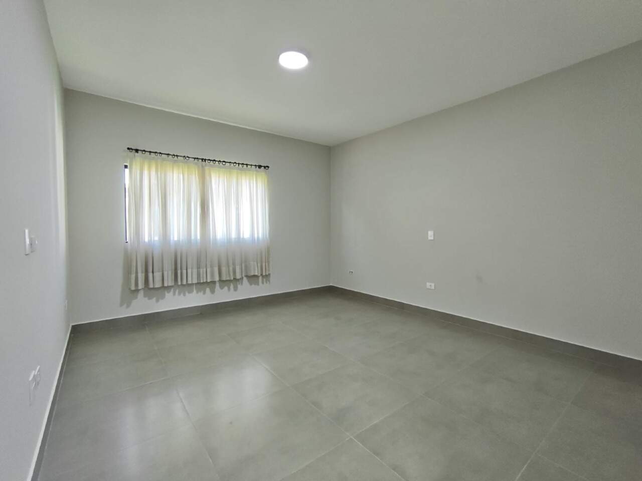 Casa |  | 3 quartos | à venda | Caravelle | Londrina: 