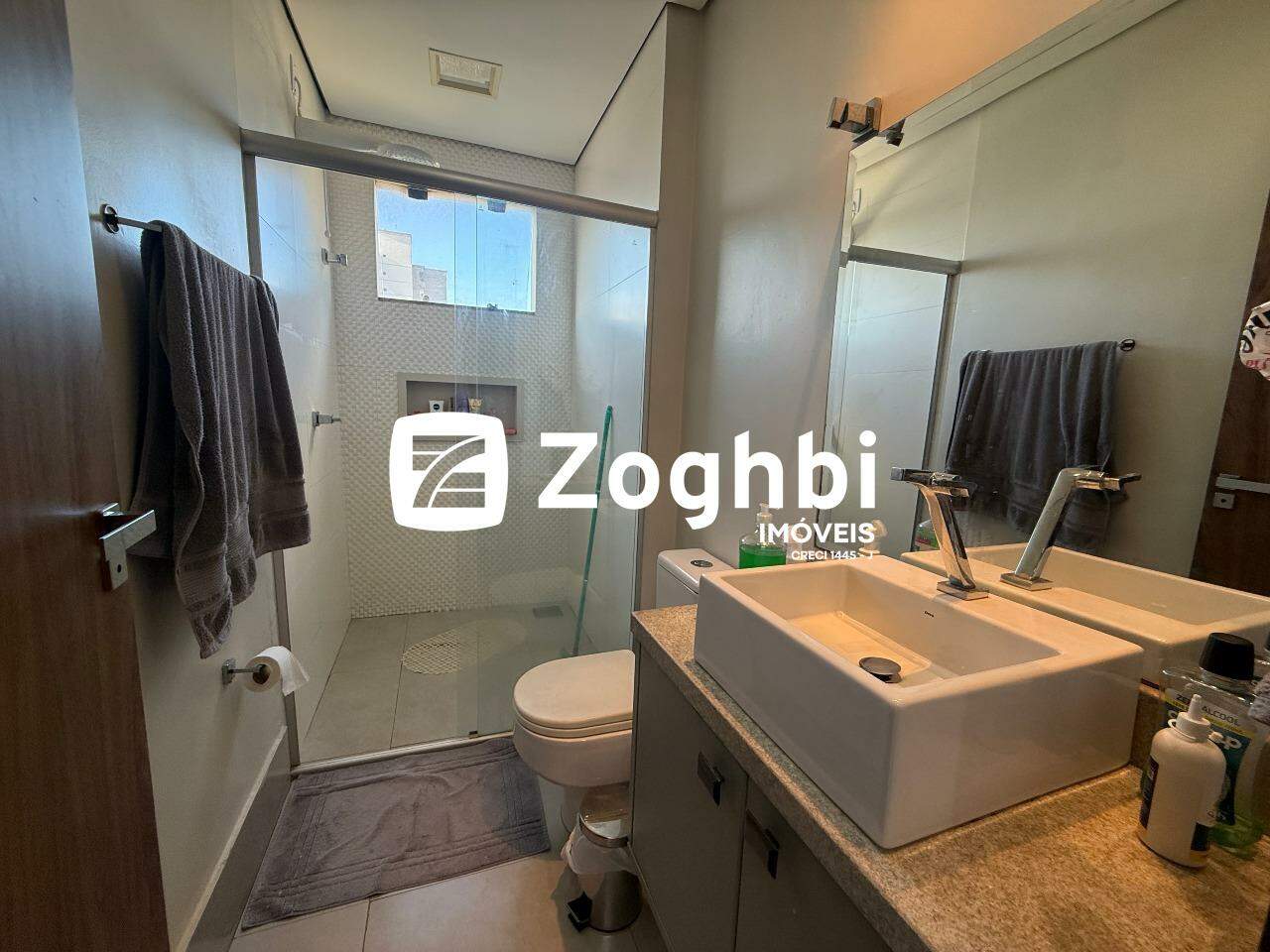 Apartamento à venda no Pedrinhas: 