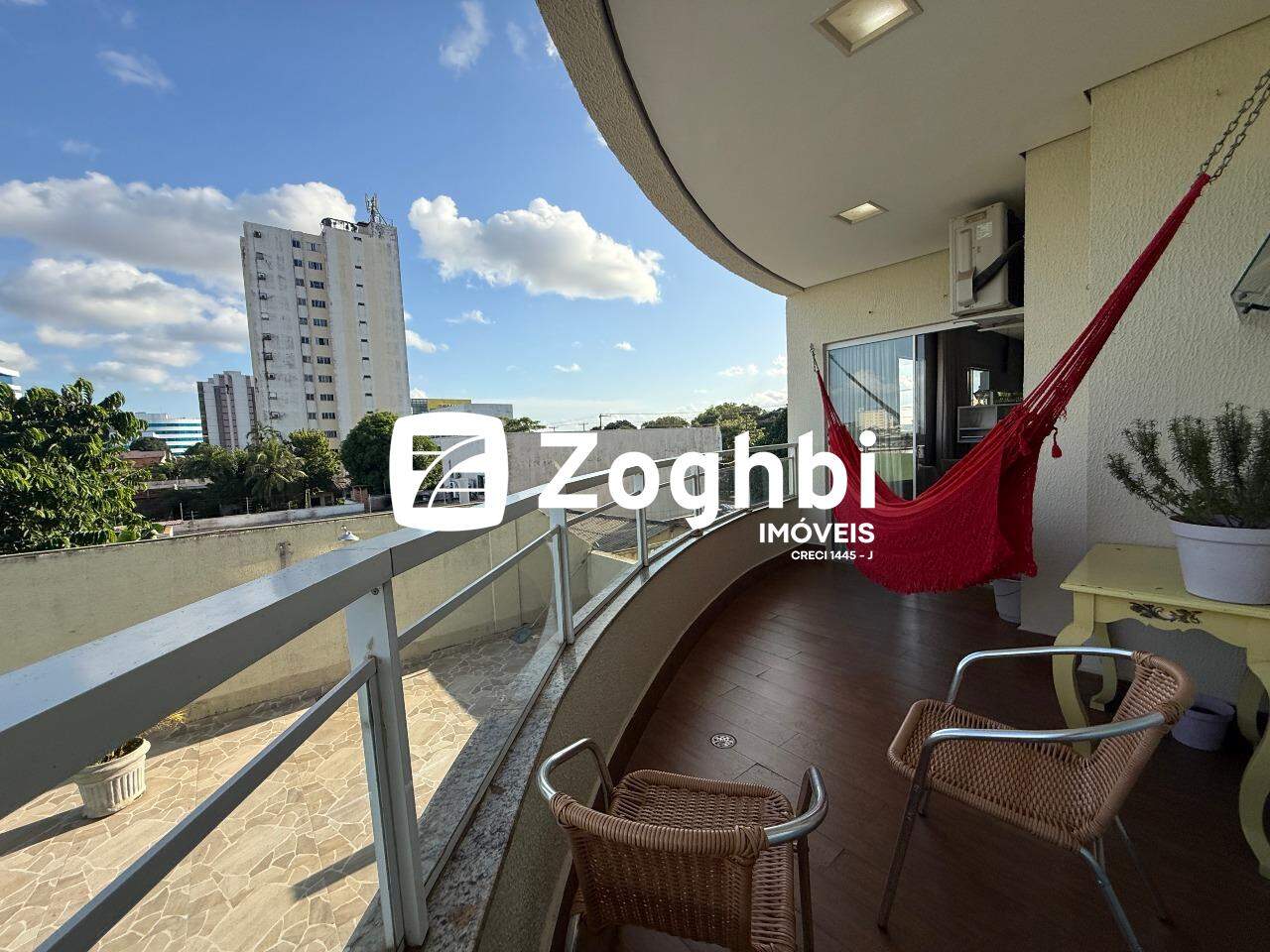 Apartamento à venda no Pedrinhas: 