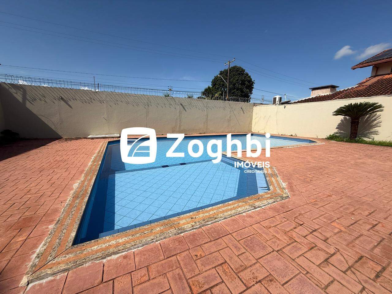 Sobrado à venda no Industrial: 