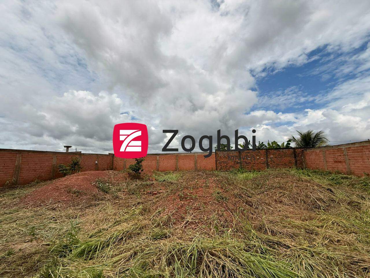 Lote à venda no Teixeirão: 