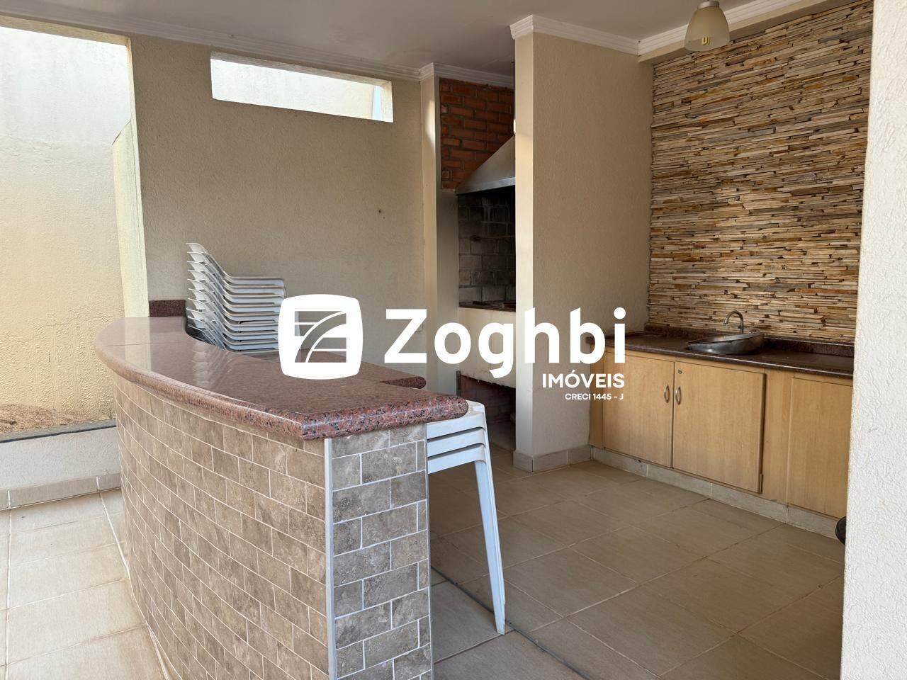 Apartamento à venda no Pedrinhas: 