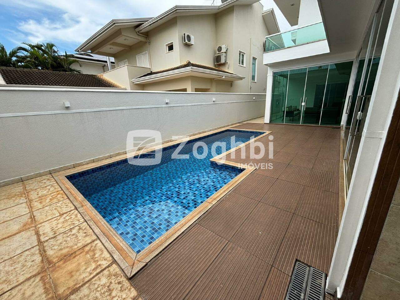 Casa à venda no Costa e Silva: 