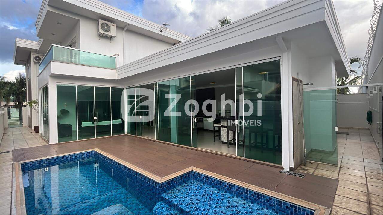 Casa à venda no Costa e Silva: 