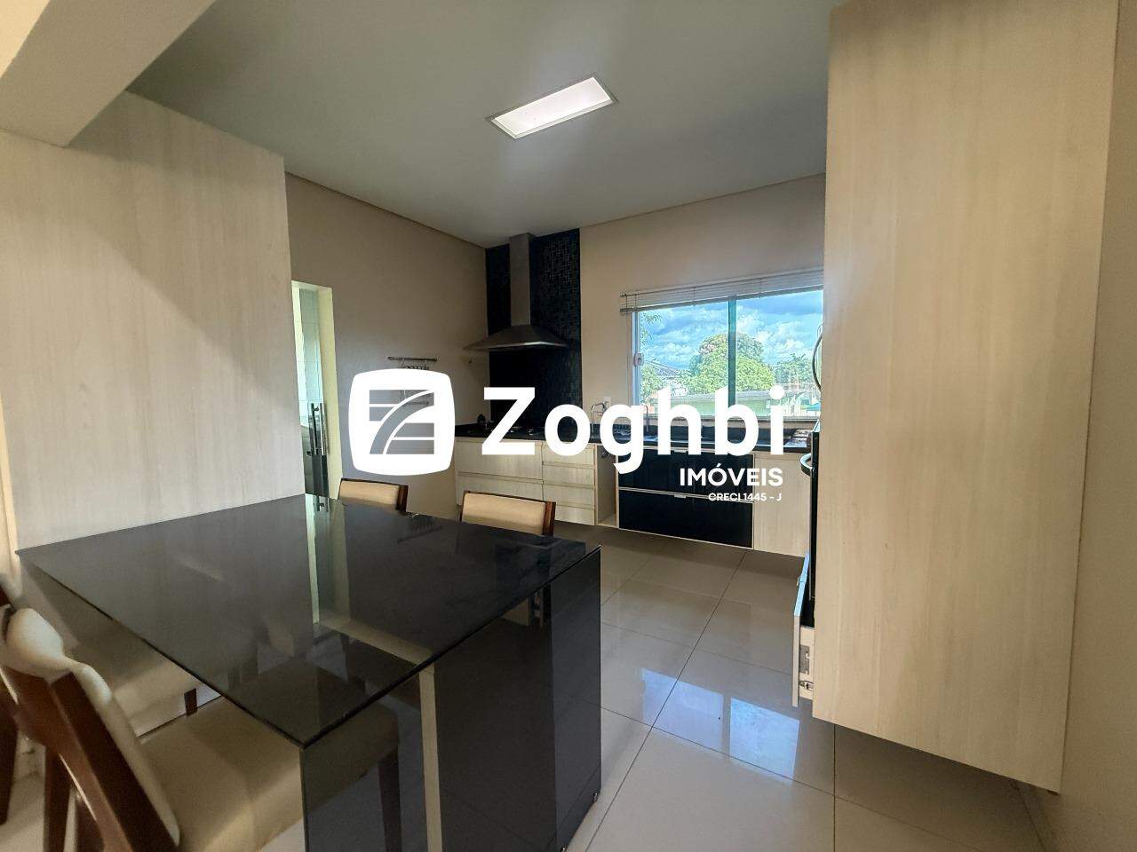 Apartamento à venda no Costa e Silva: 