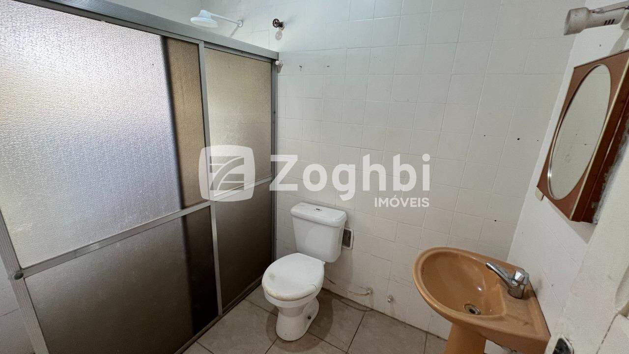 Apartamento para aluguel no São Cristóvão: BANHEIRO