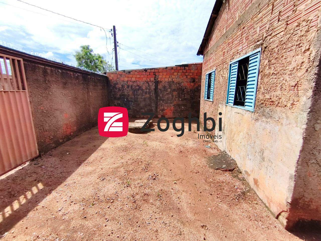 Lote à venda no Juscelino Kubitschek: Entrada