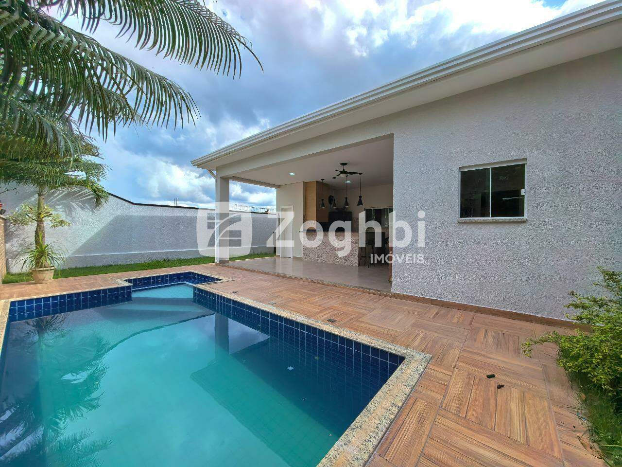 Casa à venda no Triângulo: 