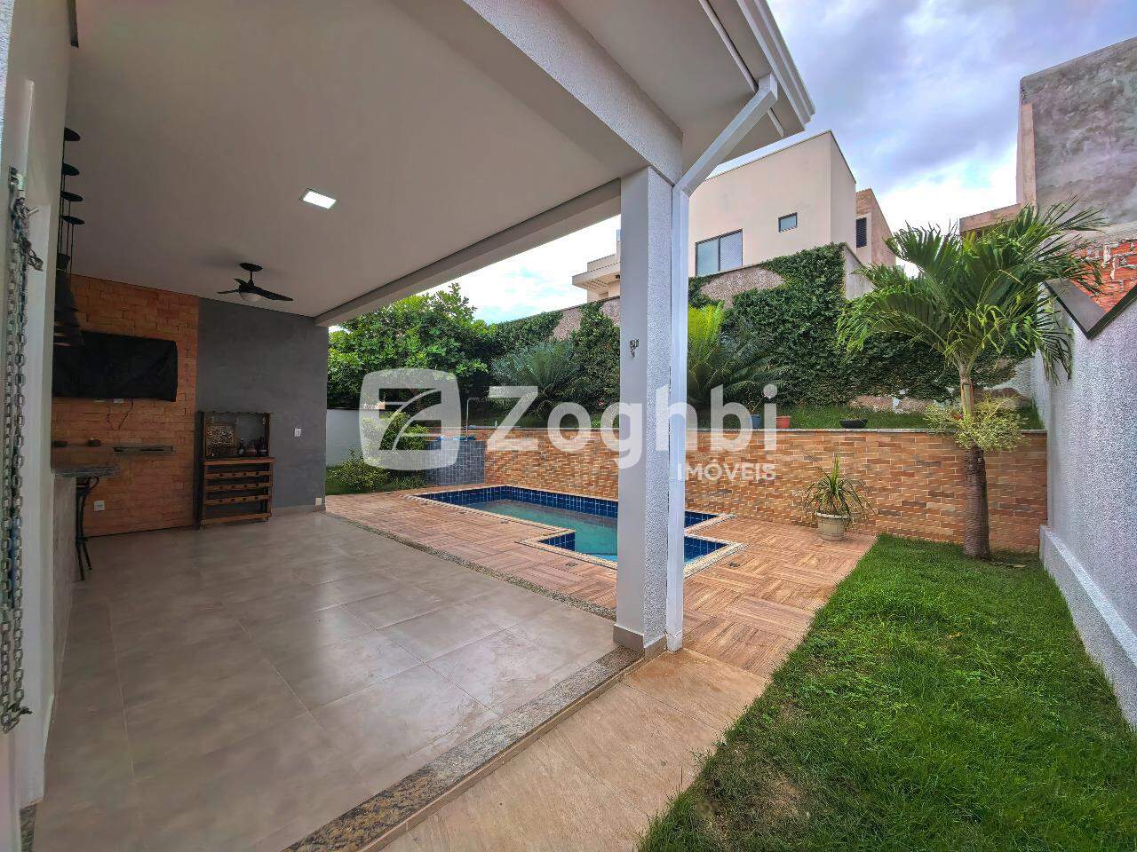 Casa à venda no Triângulo: 