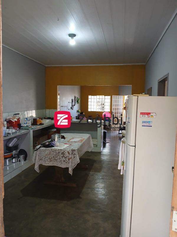 Casa à venda no Aponiã: 