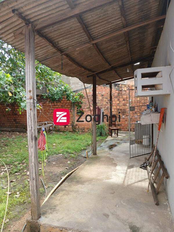 Casa à venda no Aponiã: 