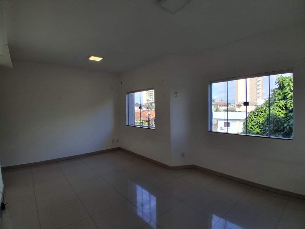 Apartamento à venda no Pedrinhas: 