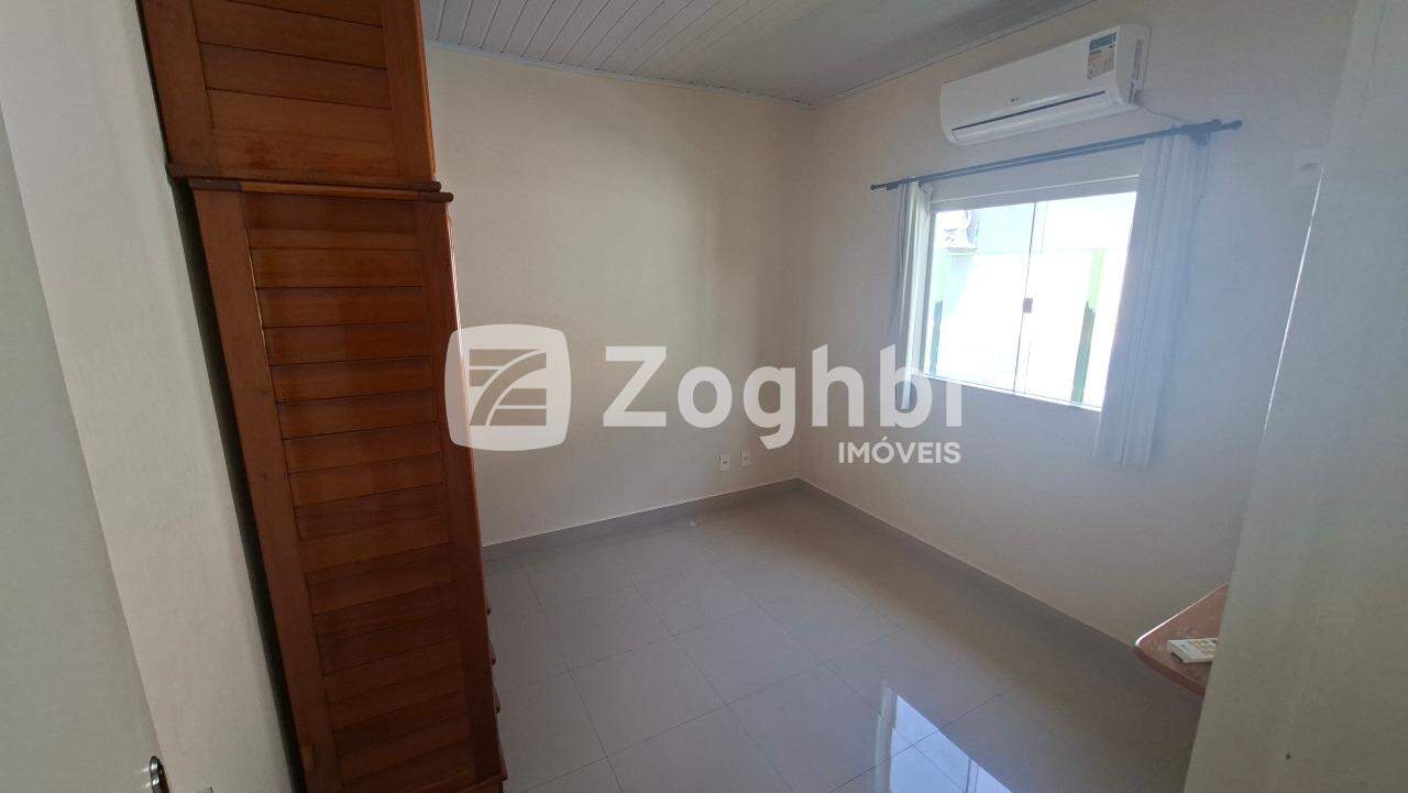 Casa à venda no Areia Branca: Quarto 1