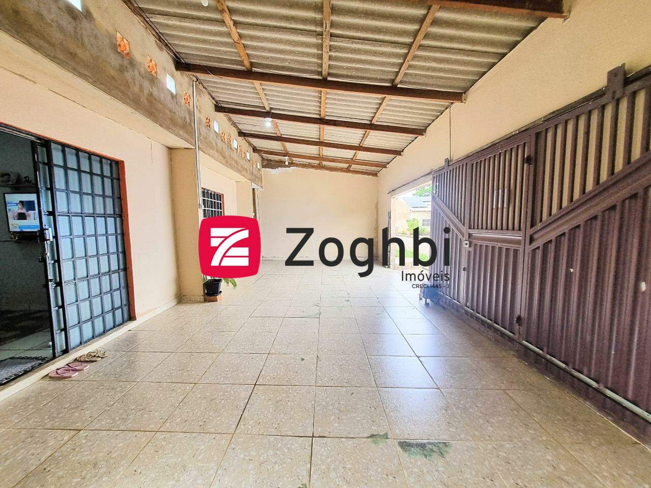 Casa à venda no Aeroclube: Garagem