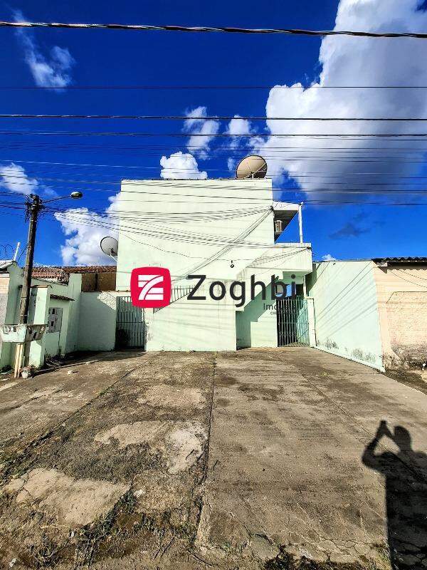 Prédio à venda no Cohab: 