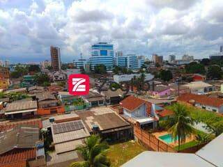 Casa à venda no Centro: 