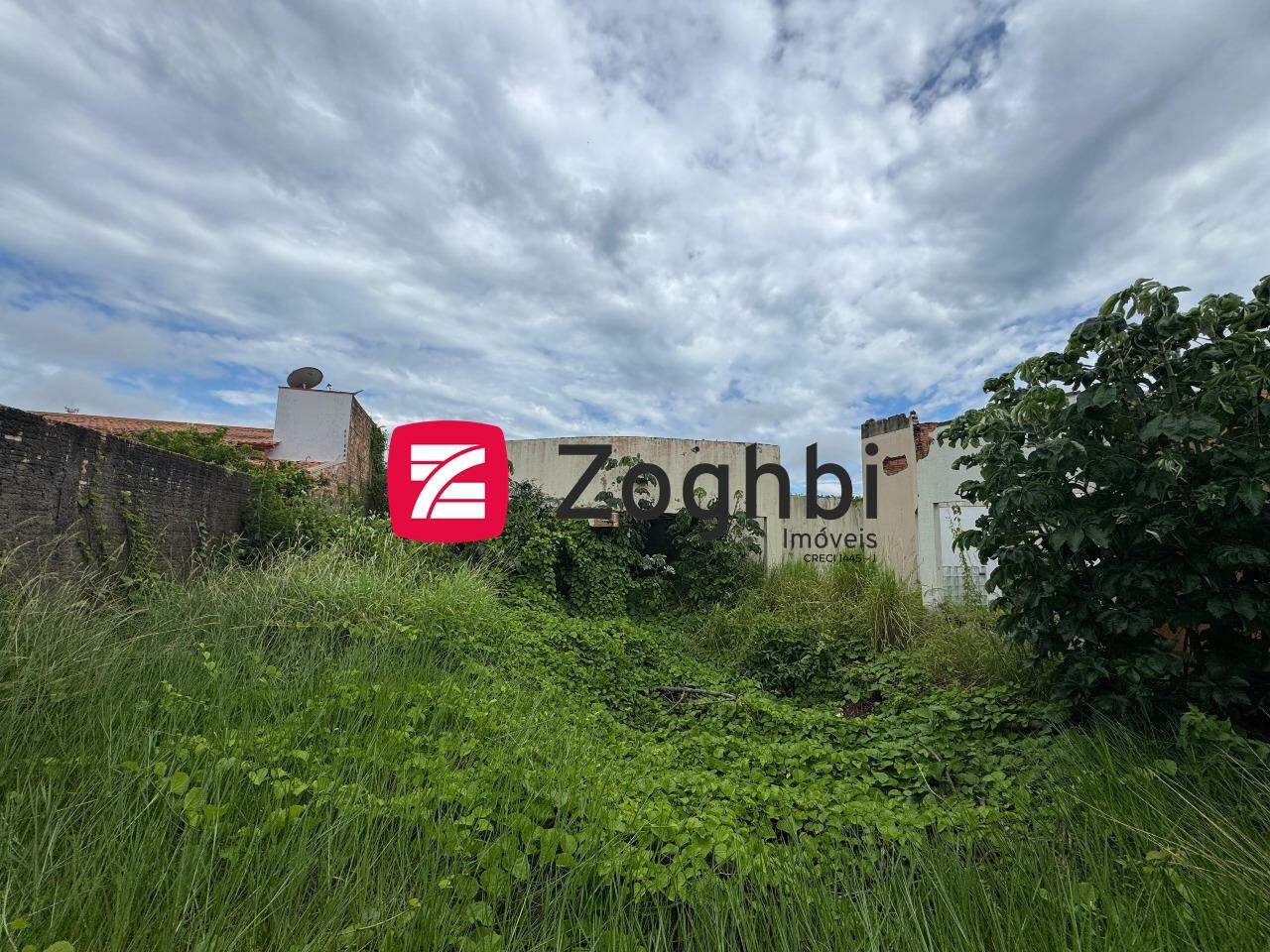 Lote à venda no Agenor de Carvalho: 