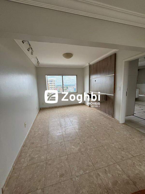 Apartamento à venda no Pedrinhas: 