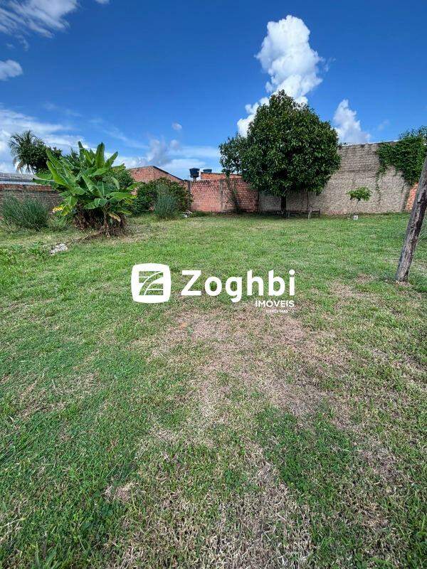 Lote à venda no Teixeirão: 