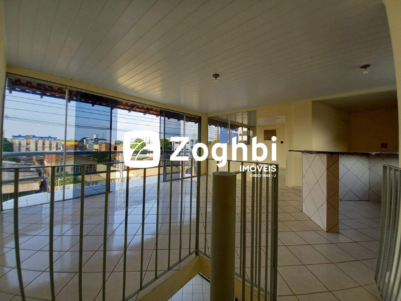 Prédio à venda no Baixa União: 