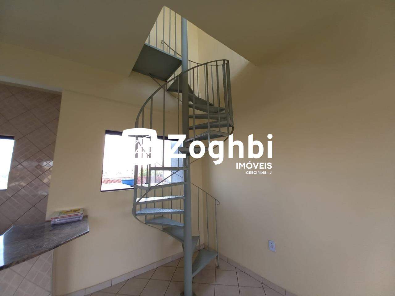 Prédio à venda no Baixa União: 