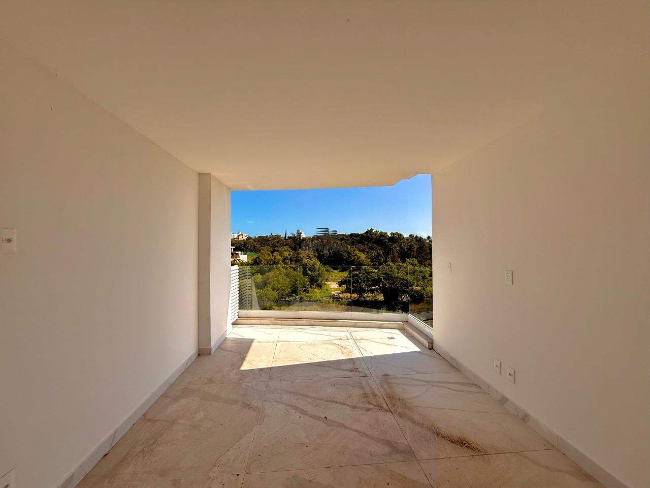 Apartamento à venda no Enseada Azul: 4 quartos 4 suítes 4 banheiros na Enseada Azul