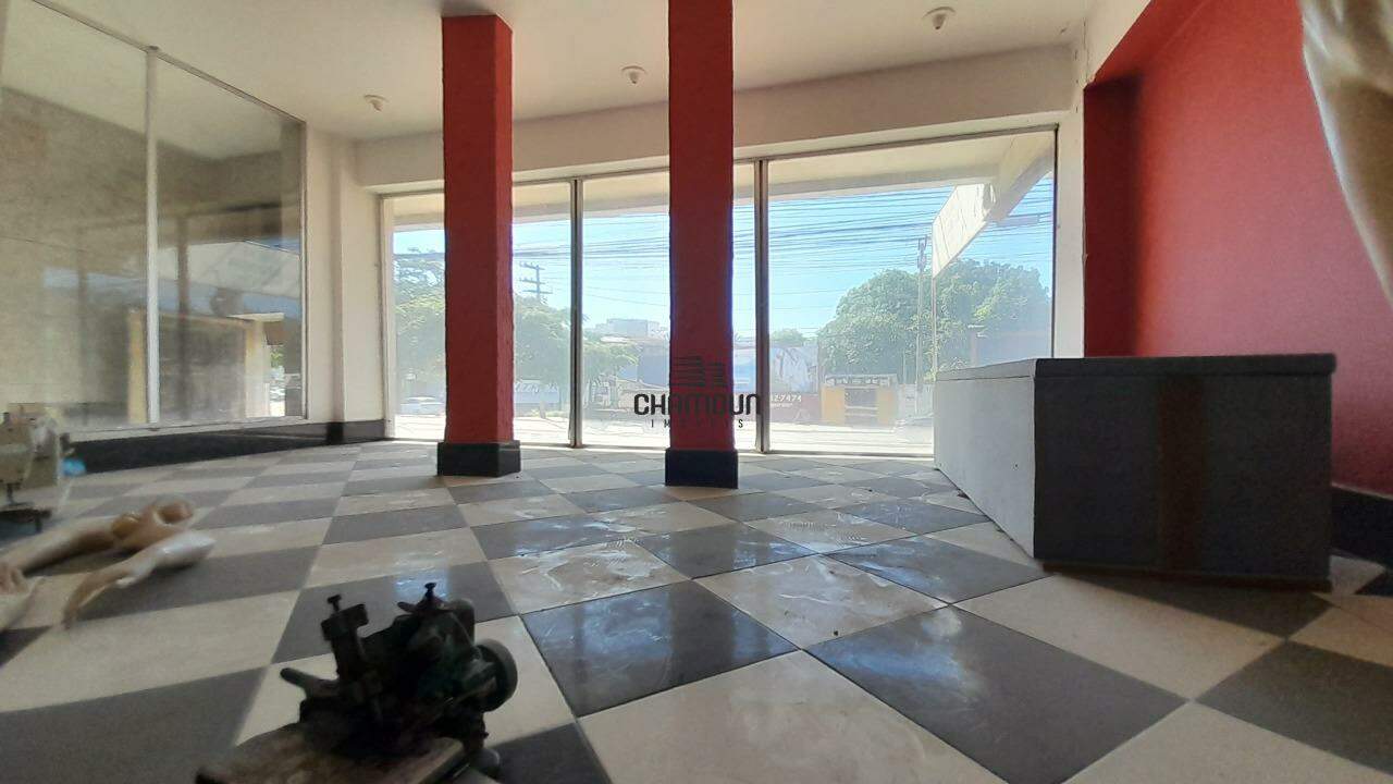 Área Comercial à venda no Muquiçaba: Lote livre + prédio com 3 andares no coração de Guarapari (rotatória da ponte)