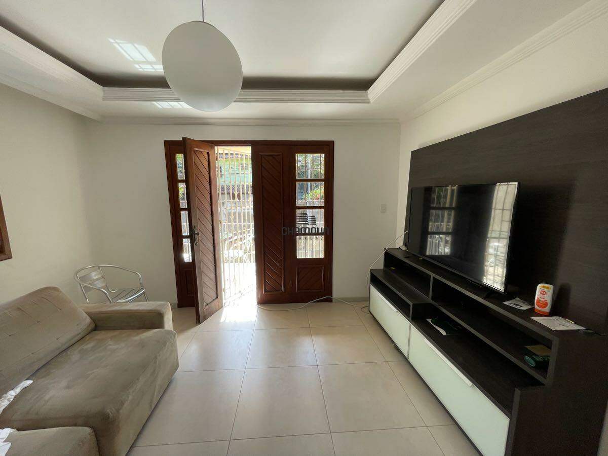 Casa à venda no Ipiranga: Casa Ipiranga, Guarapari.