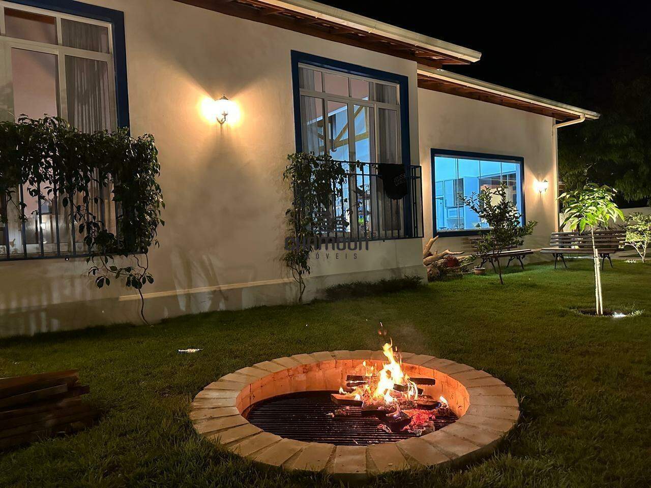 Casa em Condomínio à venda no Village do Sol: 