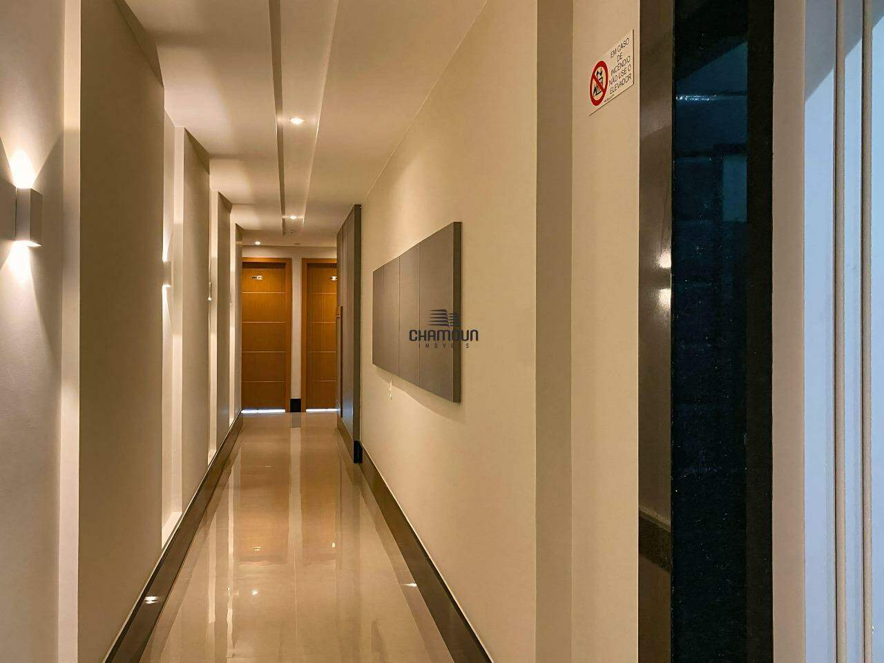 Apartamento à venda no Centro: Apartamento com 3 quartos no Centro de Guarapari