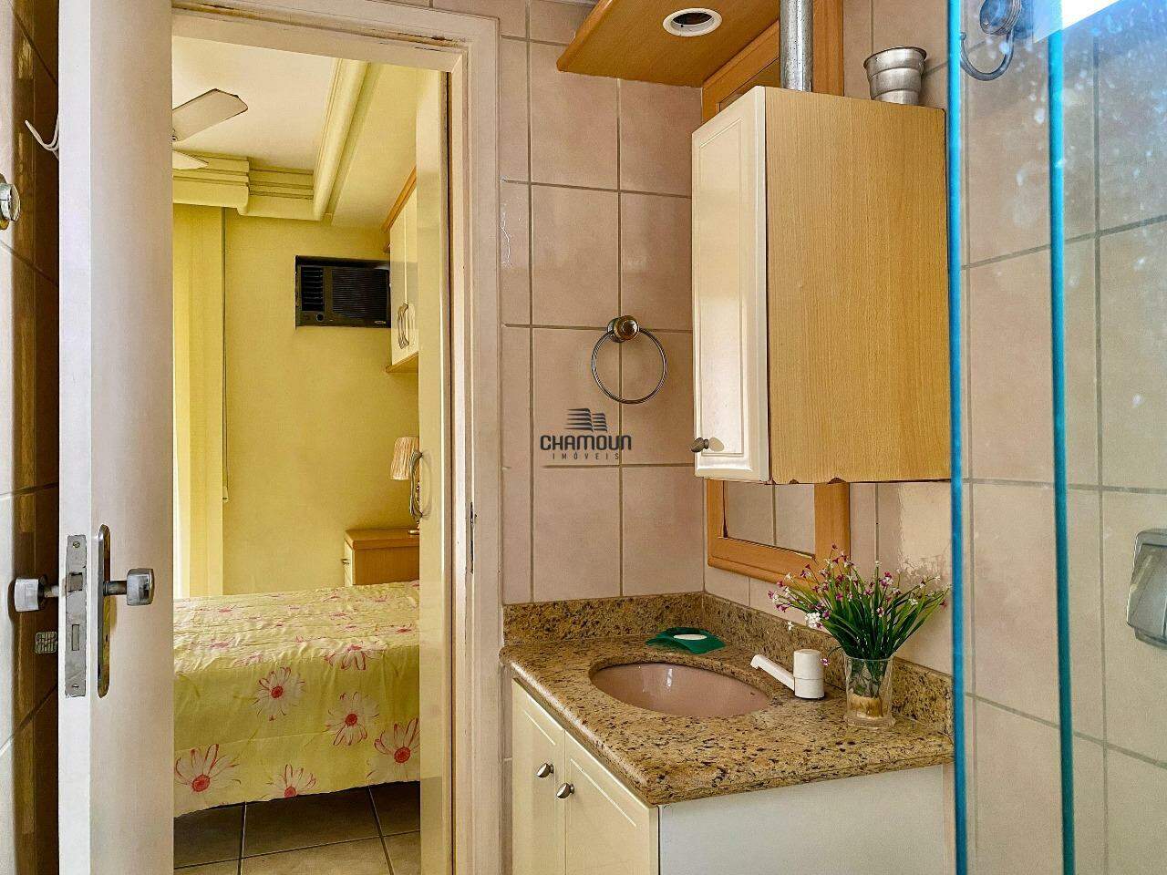 Apartamento à venda no Centro: Aparamento com 3 quartos no centro de Guarapari