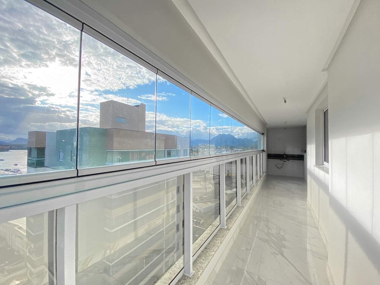 Apartamento à venda no Centro: Apartamento 2 quartos no centro de Guarapari 