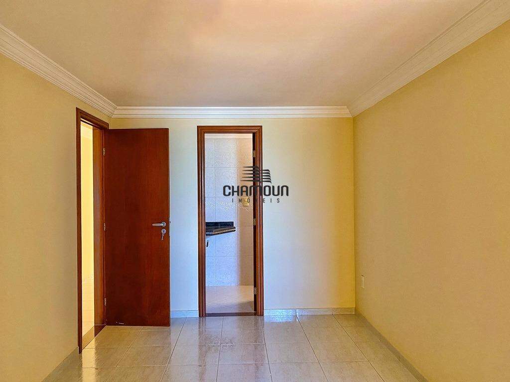 Apartamento à venda no Praia do Morro: Apartamento com 4 suites de frente para o mar na Praia do Morro, Guarapari