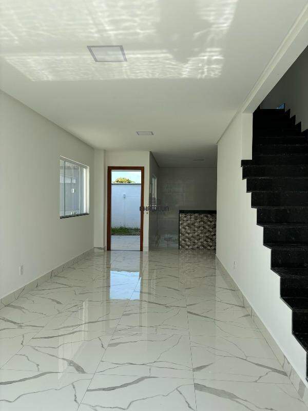 Casa à venda no Nova Guarapari: Casa com 3 quartos á venda em Nova Guarapari.