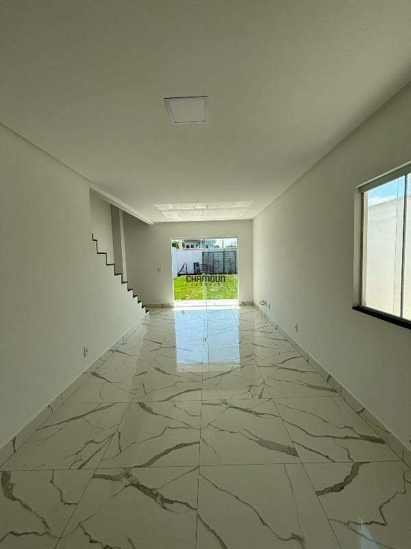 Casa à venda no Nova Guarapari: Casa com 3 quartos á venda em Nova Guarapari.