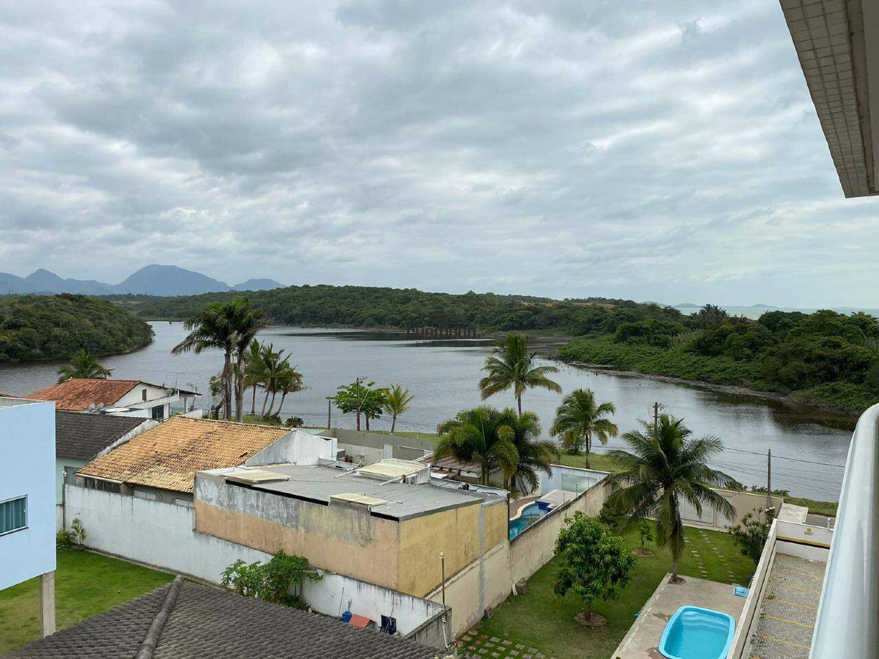 Apartamento à venda no Enseada Azul: Apartamento com 3 quartos a venda na enseada azul