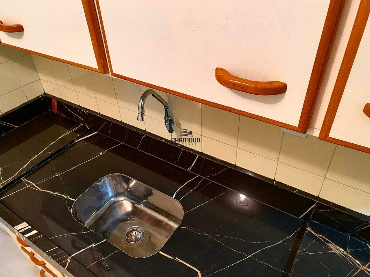 Apartamento à venda no Centro: Apartamento  com 3 quartos no centro de Guarapari