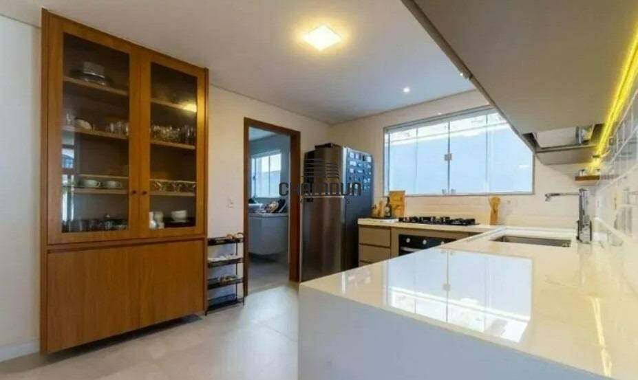 Casa à venda no Santa Monica: Casa a venda em Santa Mônica, Guarapari/ES