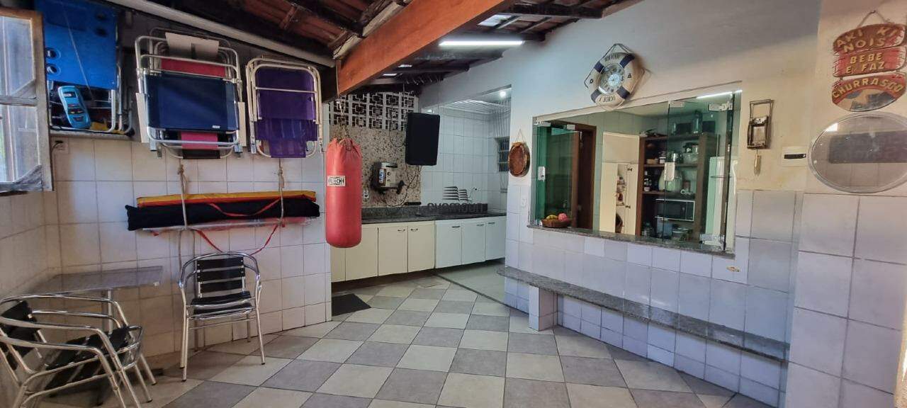 Casa em Condomínio à venda no Meaipe: Casa à venda com 2 quartos em Guarapari, Meaípe.