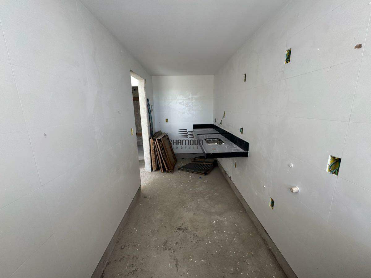 Apartamento à venda no Praia do Morro: 3 quartos sendo 1 suite com varanda